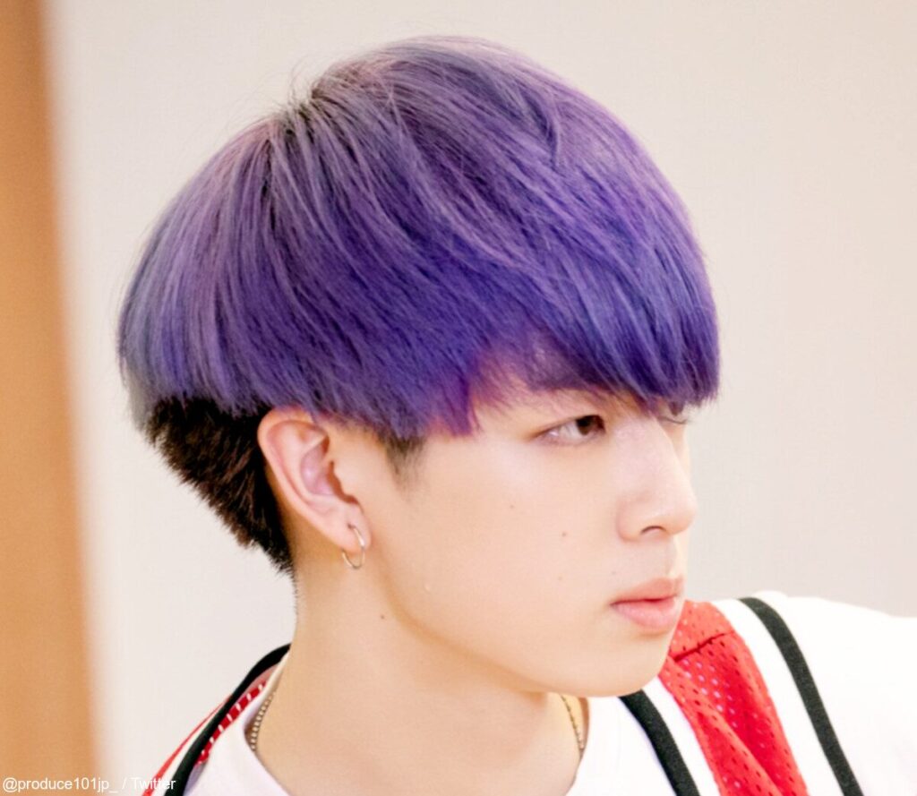 紫の髪のINI佐野雄大